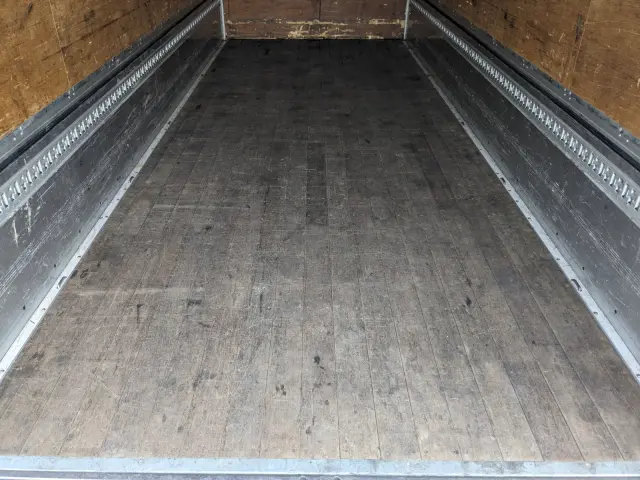 三菱 ファイター 2KG-FK61F(2WD)の写真14