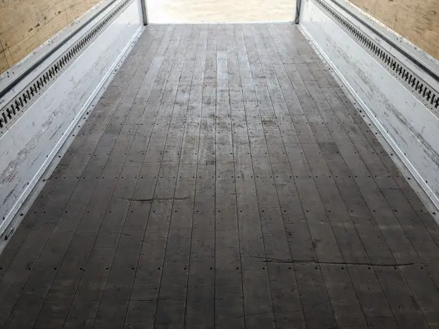 三菱 ファイター 2KG-FK61F(2WD)の写真19