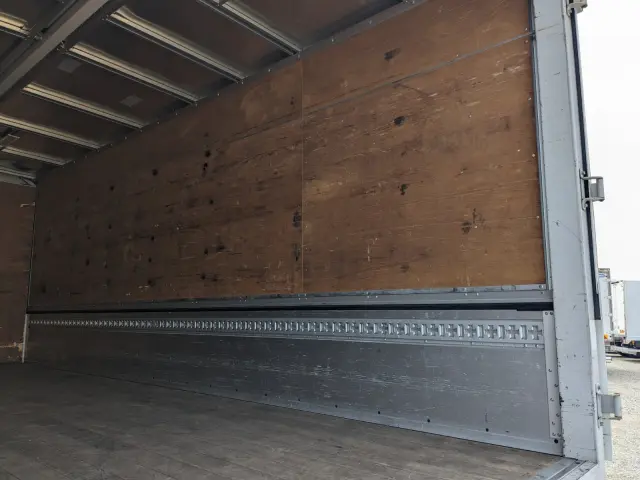 三菱 ファイター 2KG-FK61F(2WD)の写真20