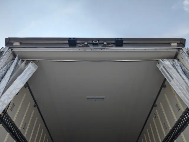 いすゞ フォワード TKG-FRR90S2(2WD)の写真13