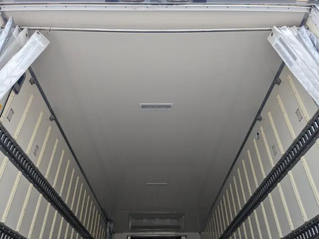 いすゞ フォワード TKG-FRR90S2(2WD)の写真15