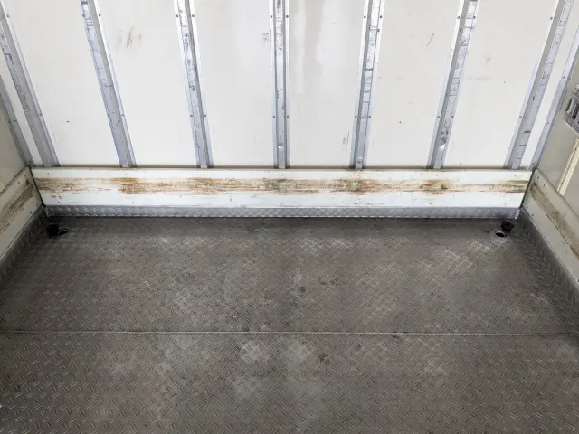 いすゞ フォワード TKG-FRR90S2(2WD)の写真16