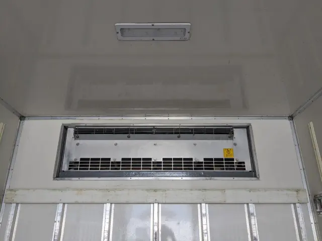 いすゞ フォワード TKG-FRR90S2(2WD)の写真17