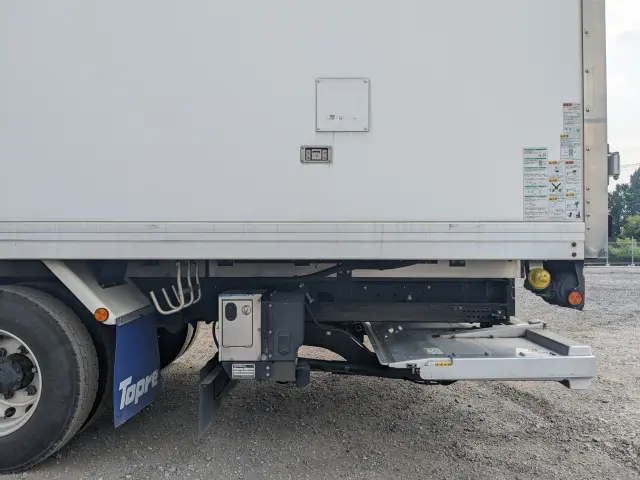 いすゞ フォワード TKG-FRR90S2(2WD)の写真23