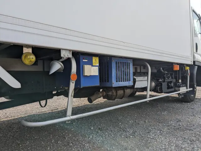 いすゞ フォワード TKG-FRR90S2(2WD)の写真36