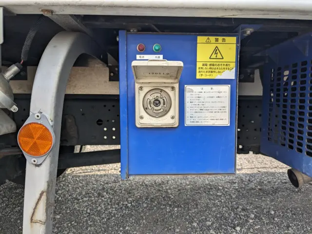 いすゞ フォワード TKG-FRR90S2(2WD)の写真37