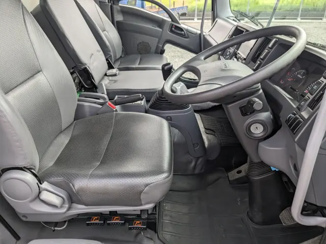 いすゞ フォワード TKG-FRR90S2(2WD)の写真38