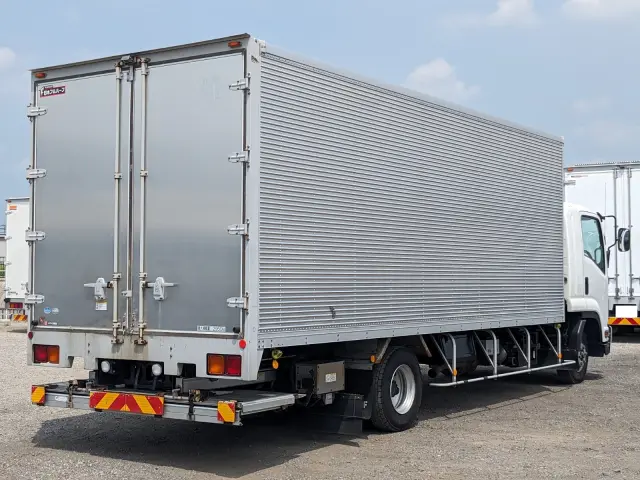 いすゞ フォワード TKG-FRR90S2(2WD)の写真5