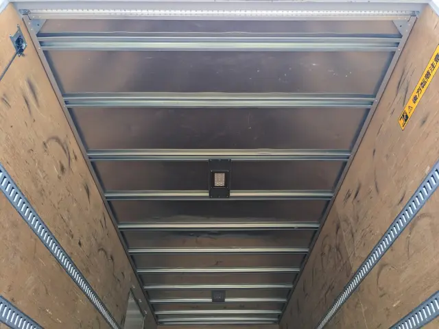 いすゞ フォワード TKG-FRR90S2(2WD)の写真15