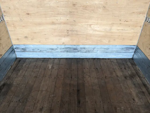 いすゞ フォワード TKG-FRR90S2(2WD)の写真16