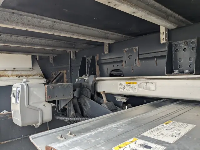 いすゞ フォワード TKG-FRR90S2(2WD)の写真25