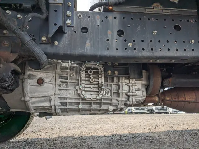 いすゞ フォワード TKG-FRR90S2(2WD)の写真27