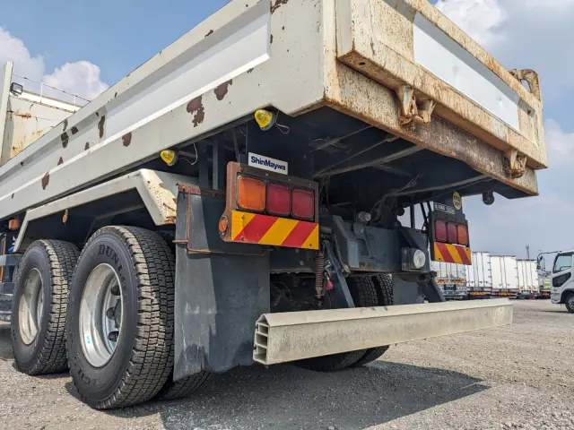 日野 プロフィア QPG-FS1AKDA(6x4)の写真8