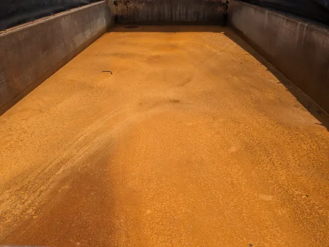 日野 プロフィア QPG-FS1AKDA(6x4)の写真12