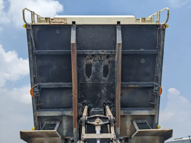 日野 プロフィア QPG-FS1AKDA(6x4)の写真35