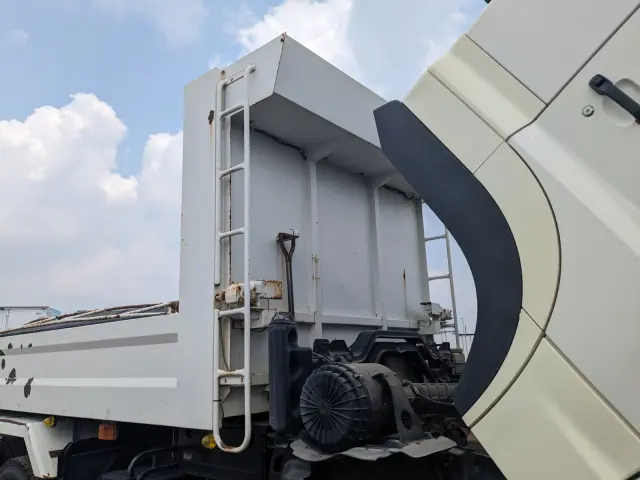 日野 プロフィア QPG-FS1AKDA(6x4)の写真49