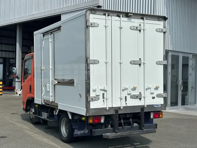 いすゞ エルフ TPG-NLR85AN(2WD)の写真4