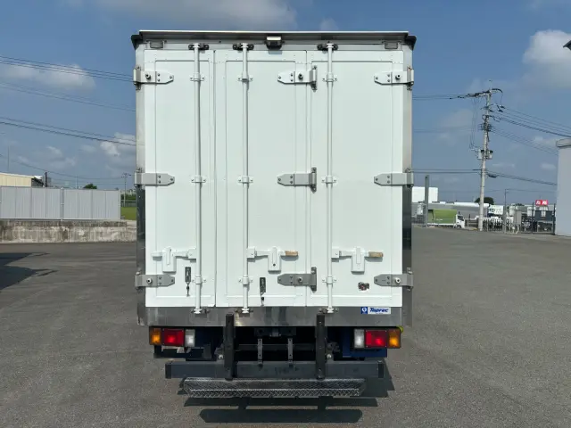 いすゞ エルフ TPG-NLR85AN(2WD)の写真8