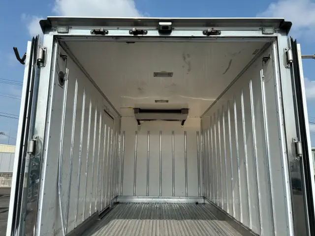 いすゞ エルフ TPG-NLR85AN(2WD)の写真10