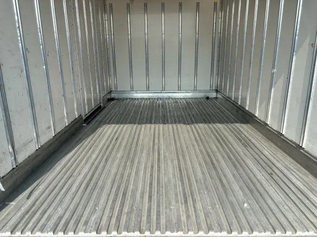 いすゞ エルフ TPG-NLR85AN(2WD)の写真12