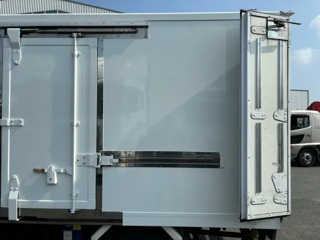 いすゞ エルフ TPG-NLR85AN(2WD)の写真19