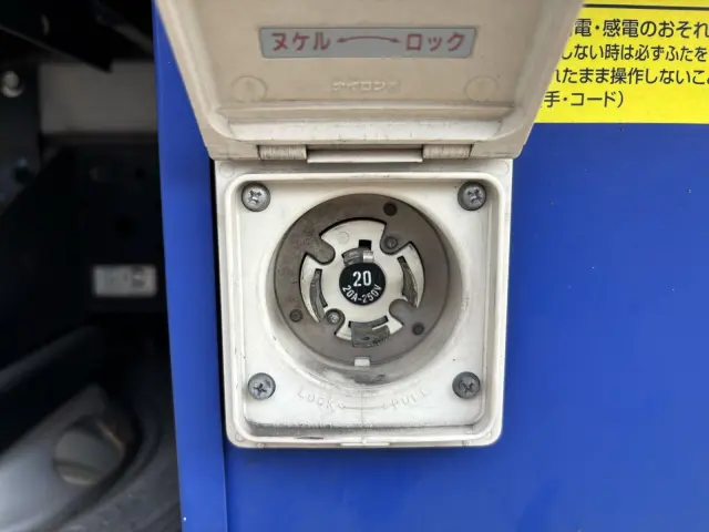 いすゞ エルフ TPG-NLR85AN(2WD)の写真22