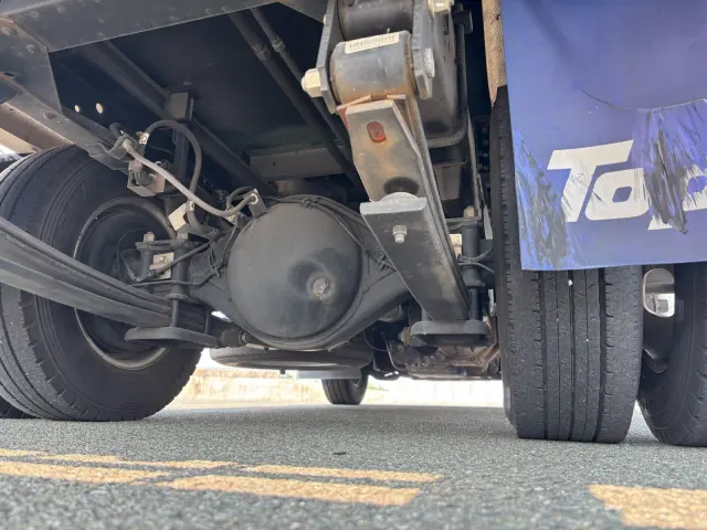 いすゞ エルフ TPG-NLR85AN(2WD)の写真28