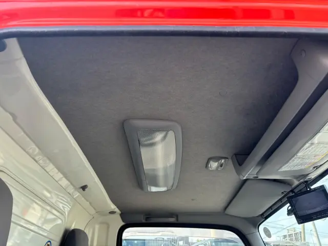 いすゞ エルフ TPG-NLR85AN(2WD)の写真30