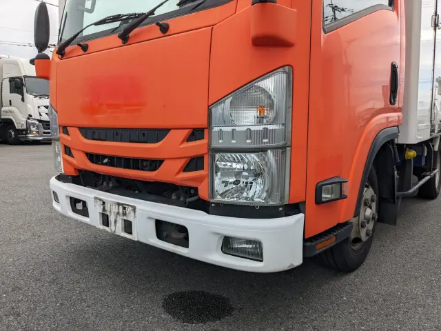 いすゞ エルフ TPG-NLR85AN(2WD)の写真43