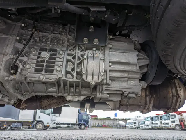 いすゞ エルフ TRG-NHR85AN(2WD)の写真29