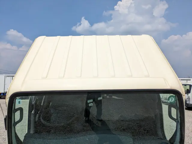 いすゞ エルフ TRG-NHR85AN(2WD)の写真45