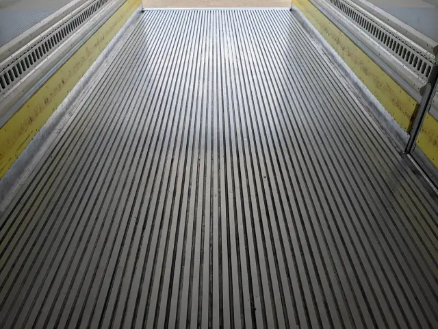 日野 レンジャー 2KG-FD2ABG(2WD)の写真23