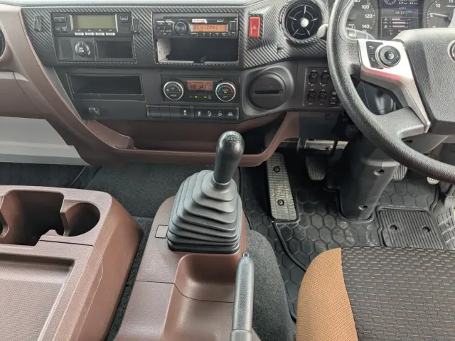 日野 レンジャー 2KG-FD2ABG(2WD)の写真39