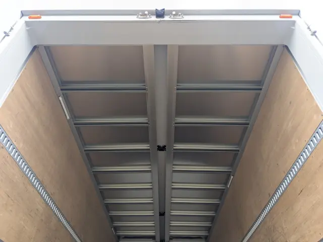 日野 レンジャー 2KG-FD2ABG(2WD)の写真10