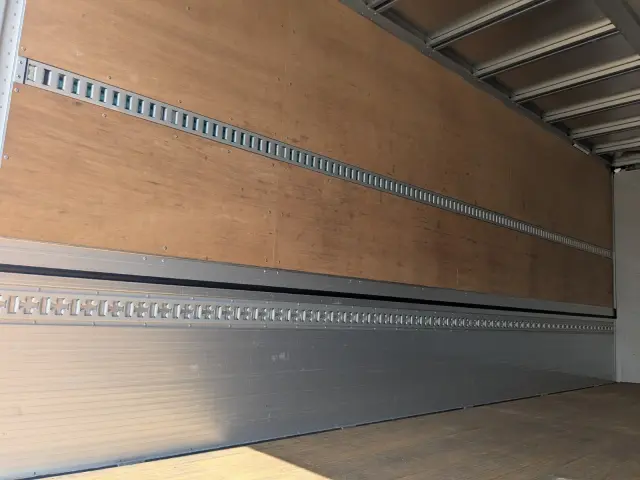 日野 レンジャー 2KG-FD2ABG(2WD)の写真13