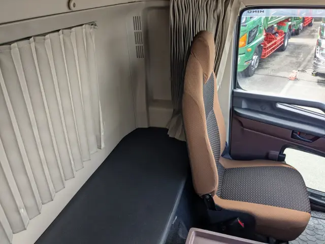 日野 レンジャー 2KG-FD2ABG(2WD)の写真32