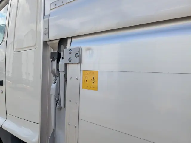 日野 レンジャー 2KG-FD2ABG(2WD)の写真48