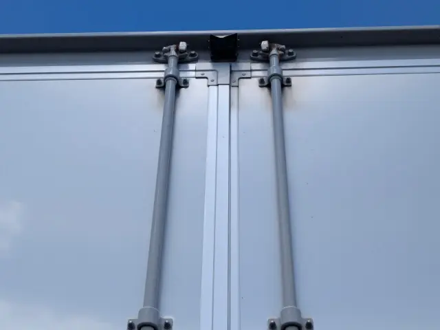 日野 レンジャー 2KG-FD2ABG(2WD)の写真50