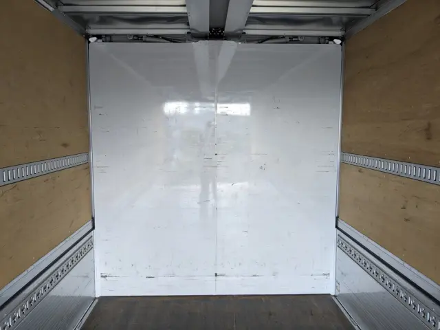 日野 レンジャー 2KG-FD2ABG(2WD)の写真21