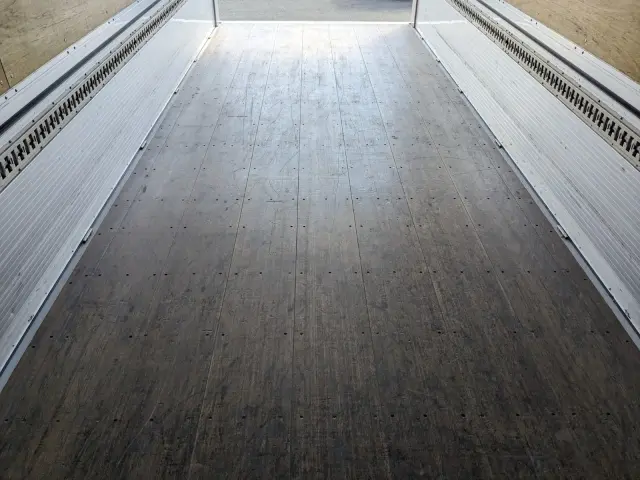 日野 レンジャー 2KG-FD2ABG(2WD)の写真24