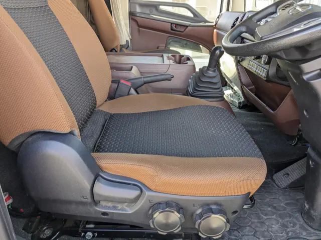 日野 レンジャー 2KG-FD2ABG(2WD)の写真41