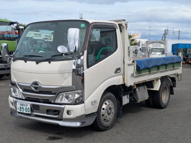 日野 デュトロ 2RG-XZU600T(2WD)の写真1