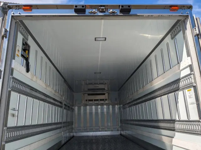 日野 レンジャー 2KG-FD2ABG(2WD)の写真21