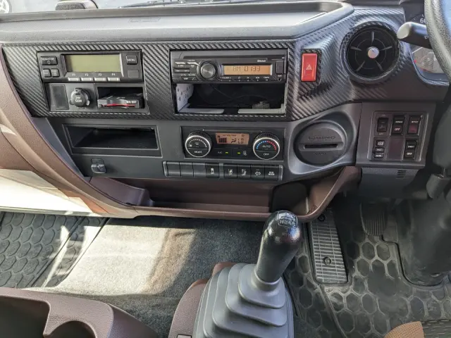 日野 レンジャー 2KG-FD2ABG(2WD)の写真37