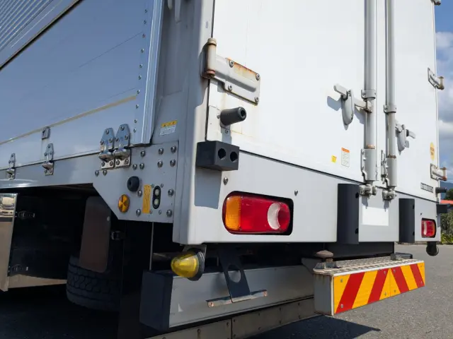 UD クオン 2PG-CG5CA(8x4)の写真7