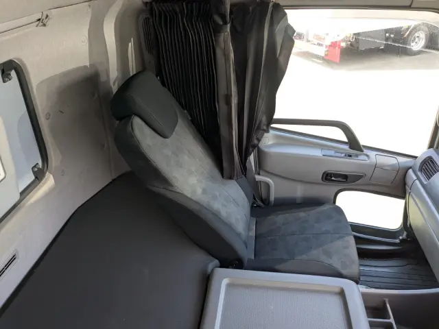 UD クオン 2PG-CG5CA(8x4)の写真34