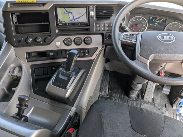 UD クオン 2PG-CG5CA(8x4)の写真36