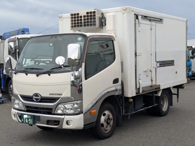 日野 デュトロ TPG-XZC605M(2WD)の写真1
