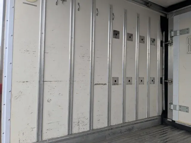 日野 デュトロ TPG-XZC605M(2WD)の写真19