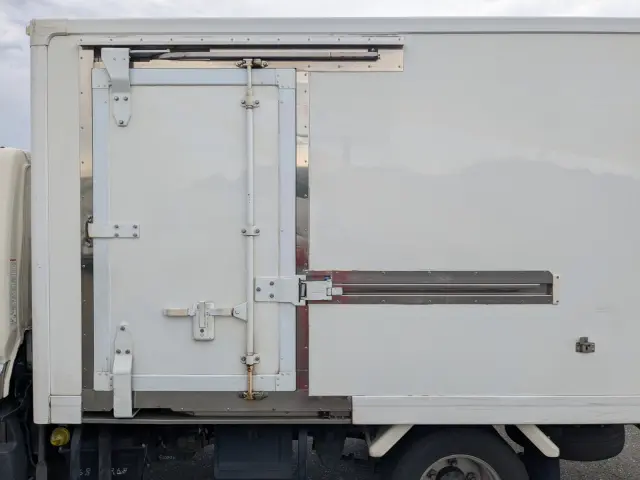 日野 デュトロ TPG-XZC605M(2WD)の写真28